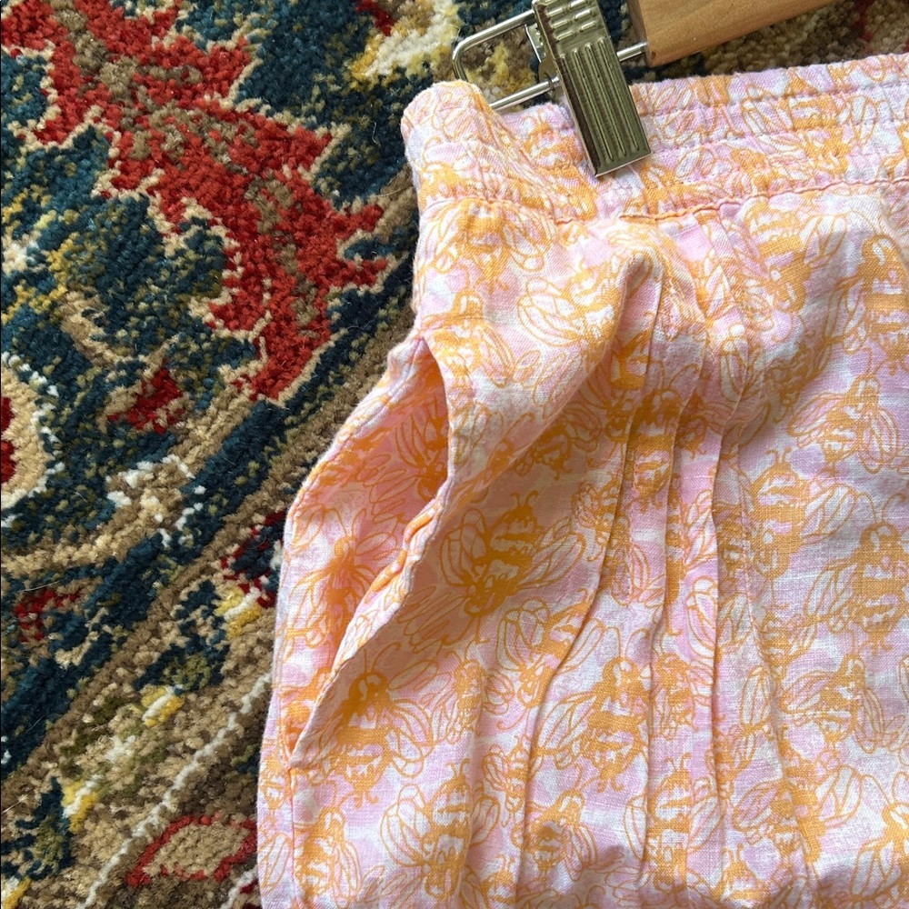 Floral Print Women's Skirt in Pink and Orange
Vintage Lily Pulitzer - Picture 4 of 7